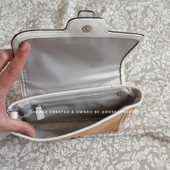 New Coach Taylor City Straw Clutch with White, & Python Embossed Trim Wristlet - Picture 5 of 8